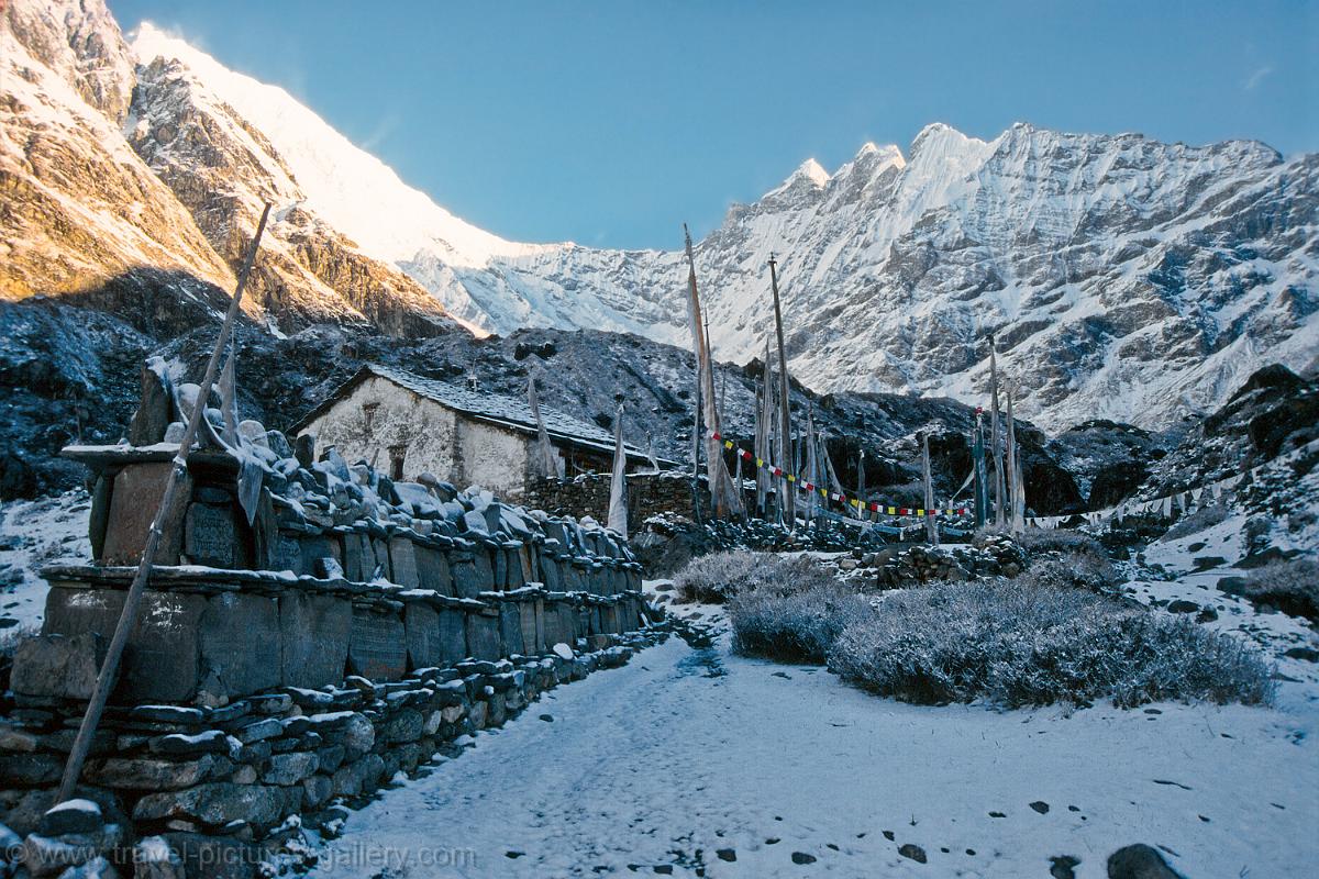 Kyanjin Gompa