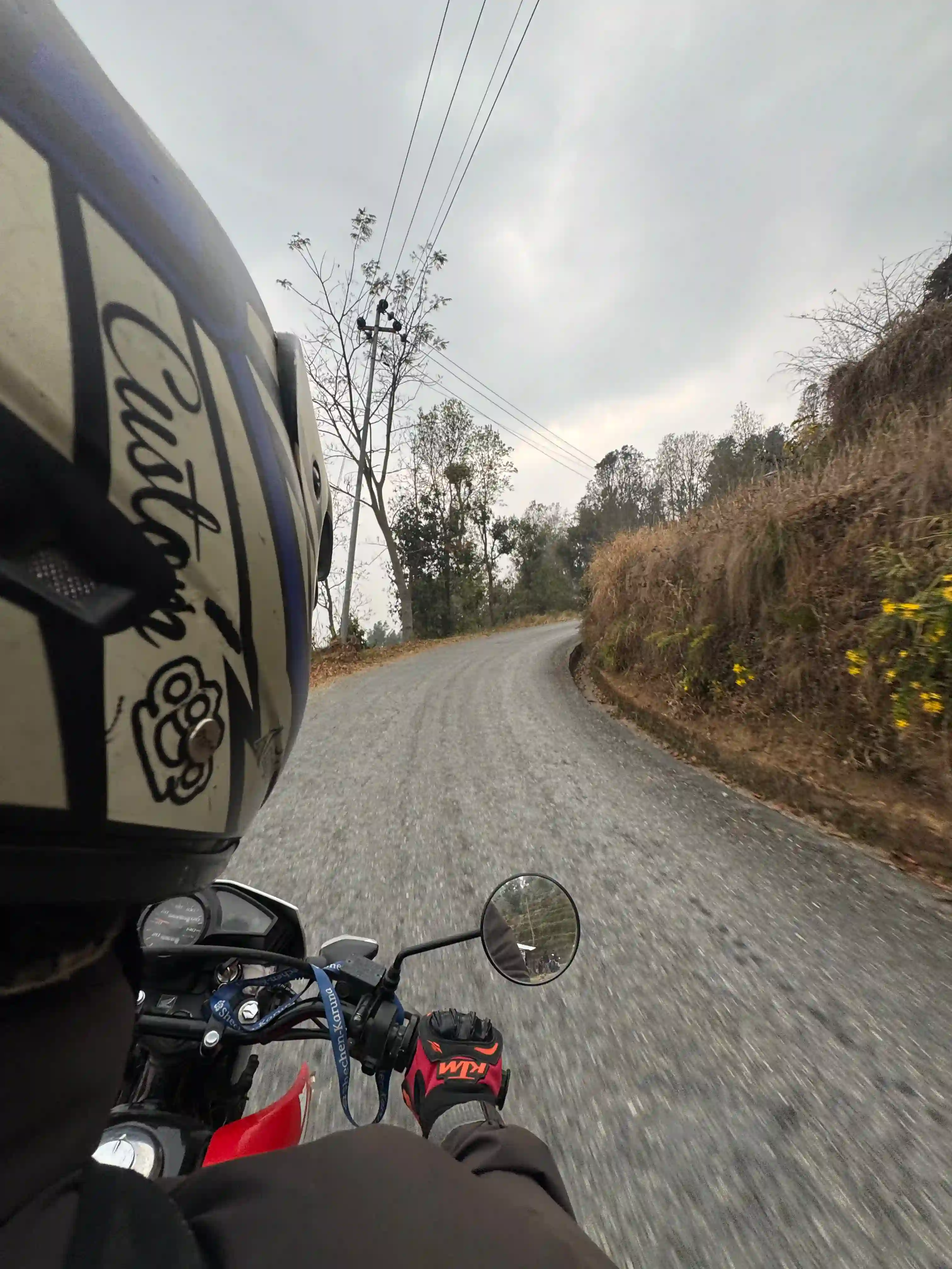 Black top road to Syafrubesi
